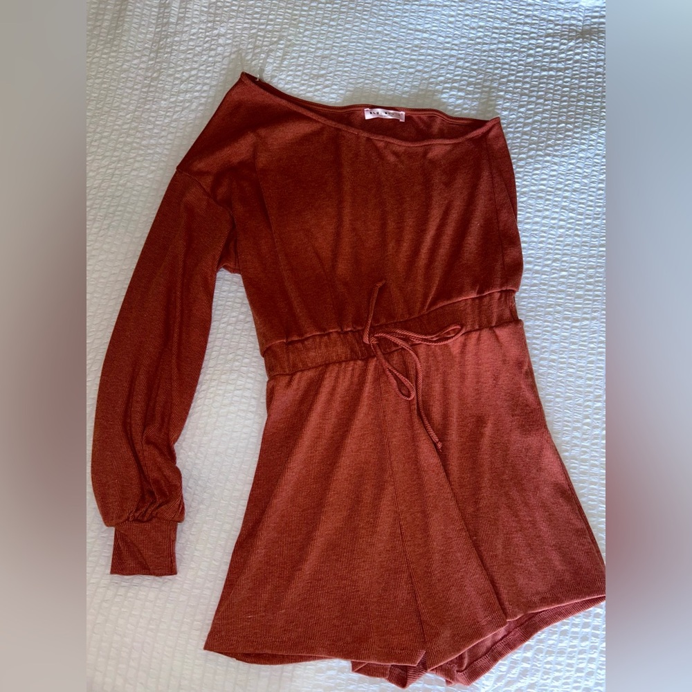 boutique brand one sleeve romper